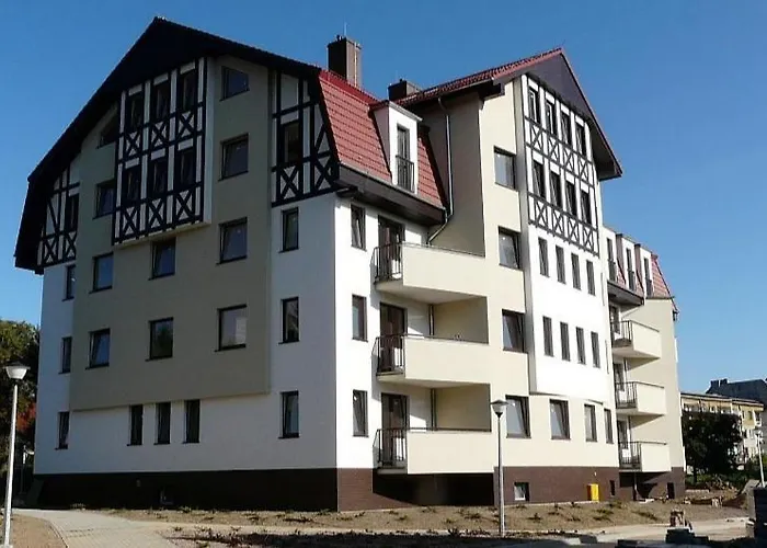 38 * ポラニツァ・ズドゥルイ